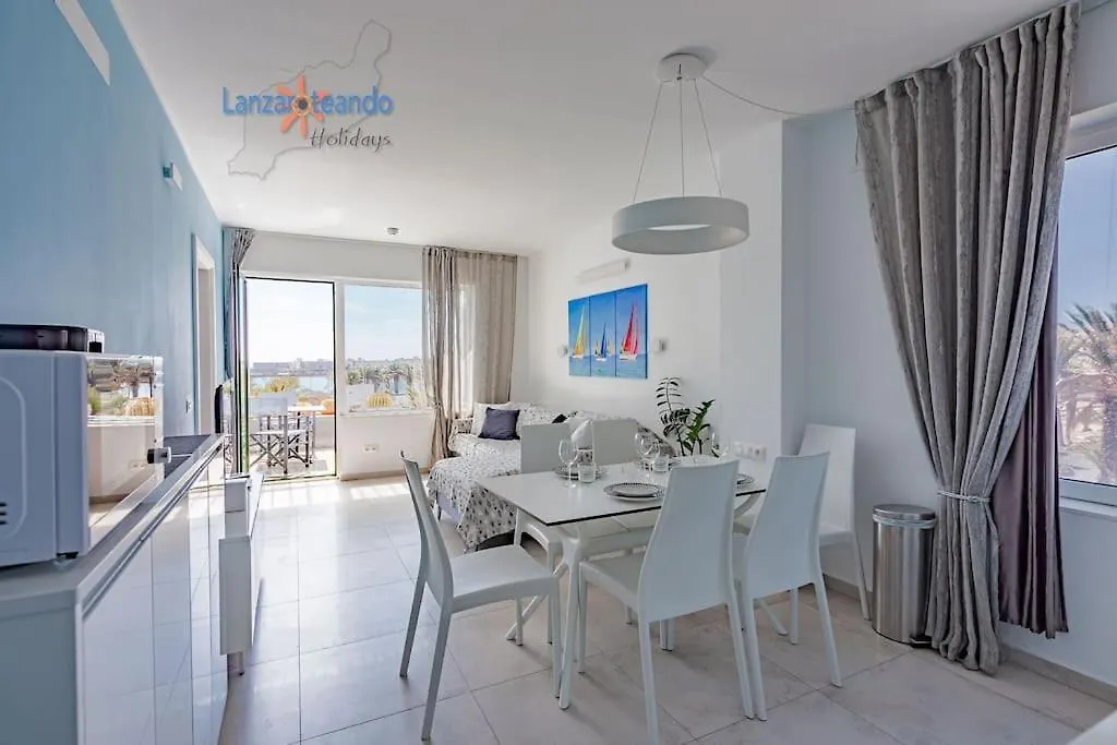 House Of The Horizon Playa Las Cucharas Vv Penthouse With Sea & Pool View Aircon Costa Teguise