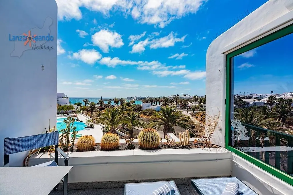 House Of The Horizon Playa Las Cucharas Vv Penthouse With Sea & Pool View Aircon Costa Teguise Španělsko